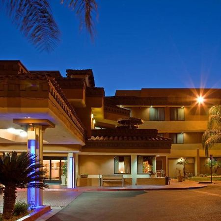 Hotel Xola Moreno Valley Exterior photo